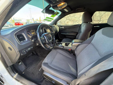 2015 Dodge Charger SE