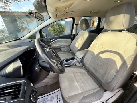 2013 Ford C-MAX Hybrid SE