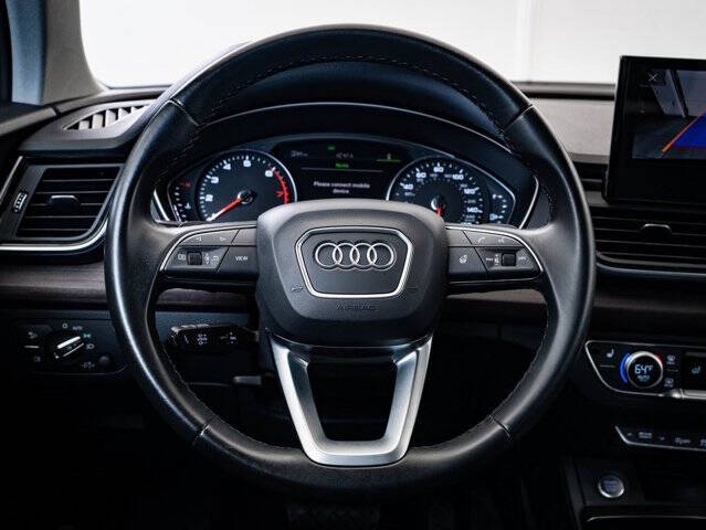 2023 Audi Q5 quattro Premium 40 TFSI