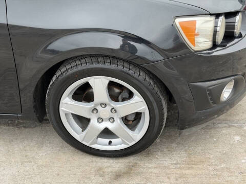 2013 Chevrolet Sonic LTZ Auto