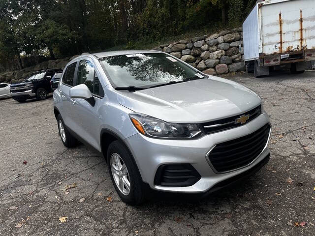 2021 Chevrolet Trax for sale at Bowman Auto Center in Clarkston, MI