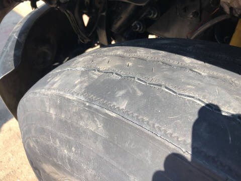 2005 Freightliner M2 106