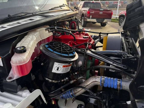 2017 Freightliner M2 106