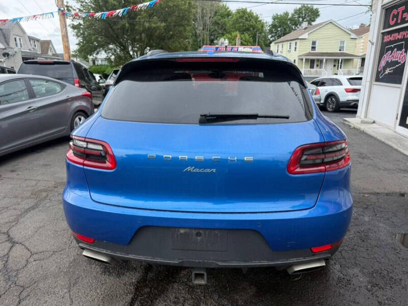 2017 Porsche Macan
