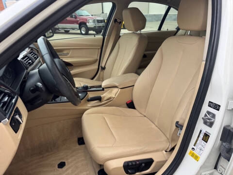 2014 BMW 3 Series 328i