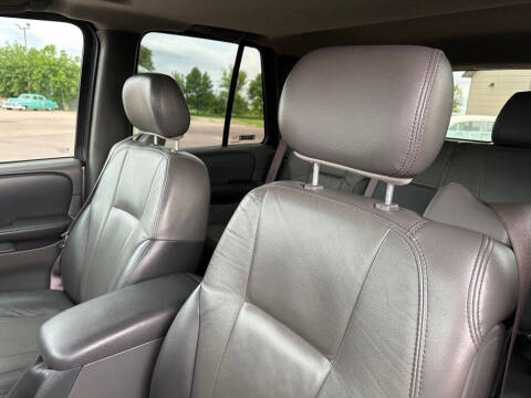 2002 Chevrolet TrailBlazer LTZ
