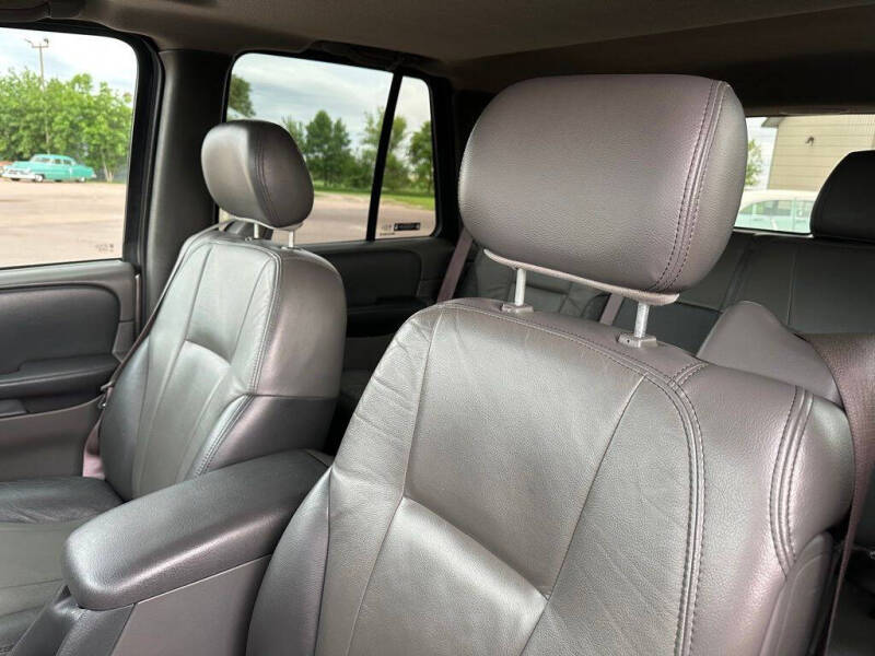 2002 Chevrolet TrailBlazer LTZ
