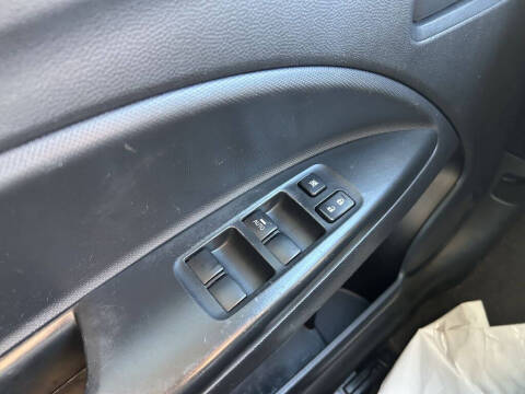 2024 Mitsubishi Mirage G4