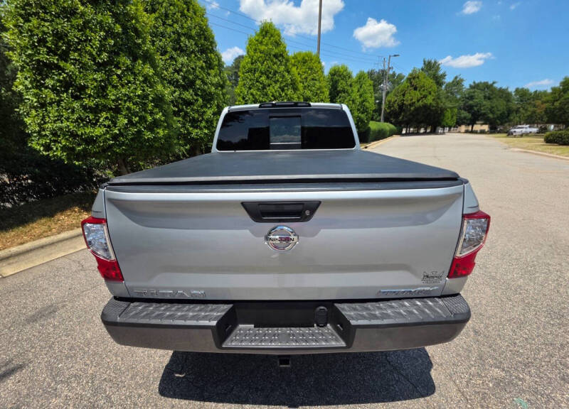 2017 Nissan Titan PRO-4X