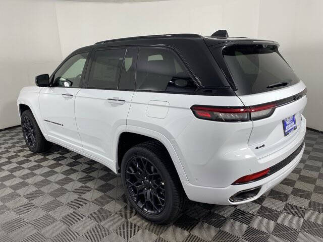 2025 Jeep Grand Cherokee Summit