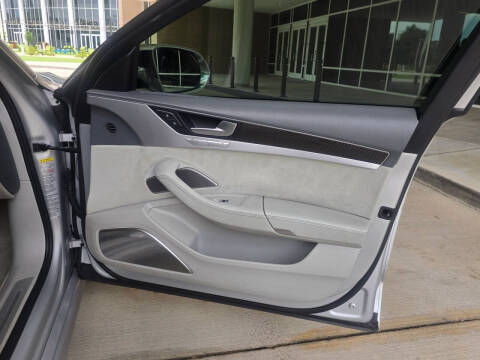 2014 Audi S8 4.0T quattro