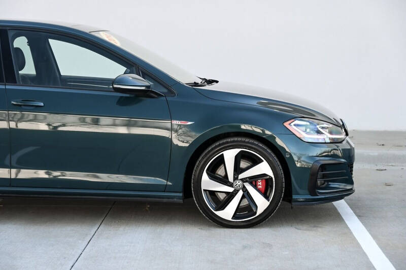 2018 Volkswagen Golf GTI S