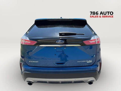 2020 Ford Edge Titanium