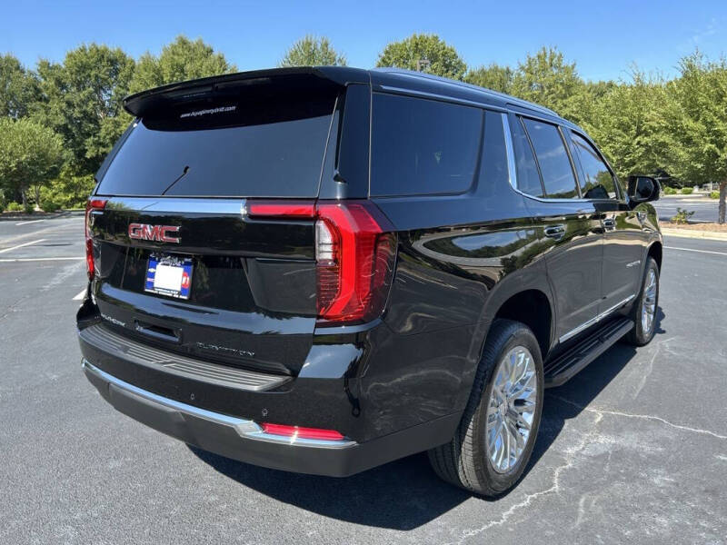 2025 GMC Yukon Elevation