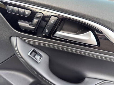 2019 Infiniti QX30 Essential