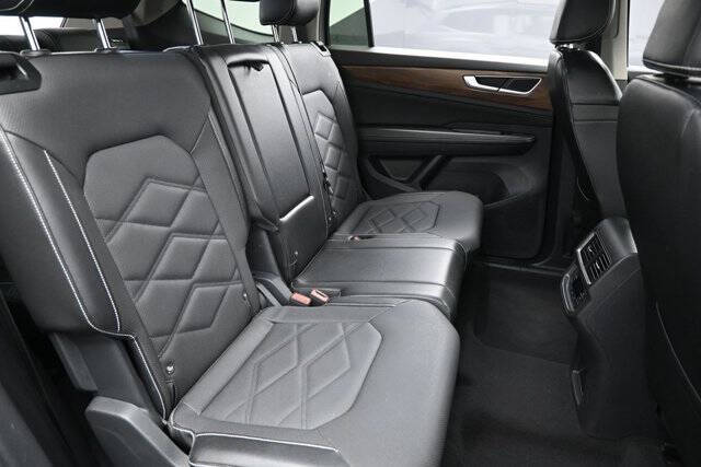 2024 Volkswagen Atlas SE