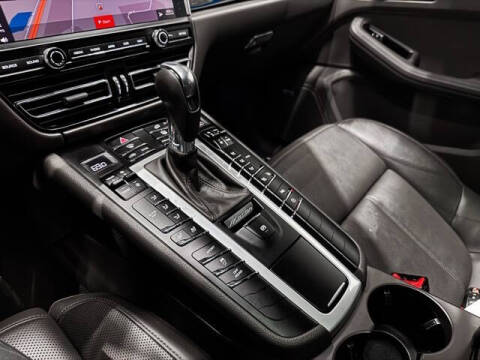 2020 Porsche Macan S