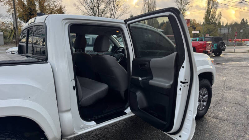 2017 Toyota Tacoma SR5 V6