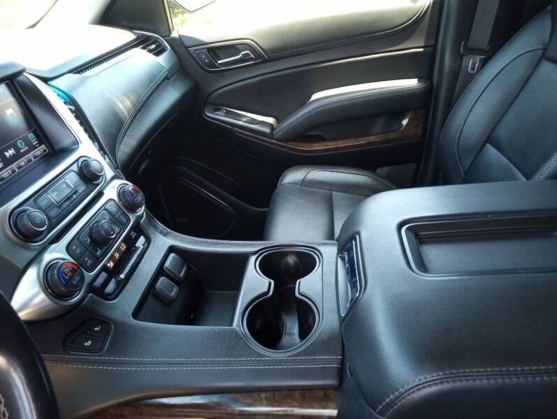 2015 Chevrolet Suburban LT