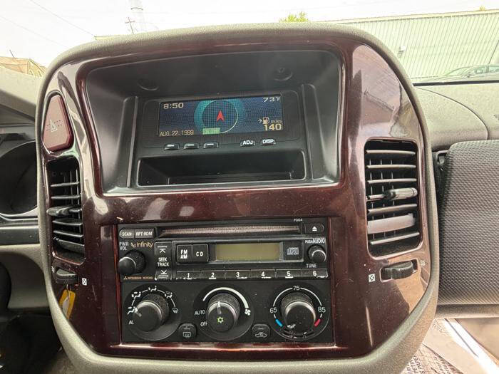 2002 Mitsubishi Montero Limited