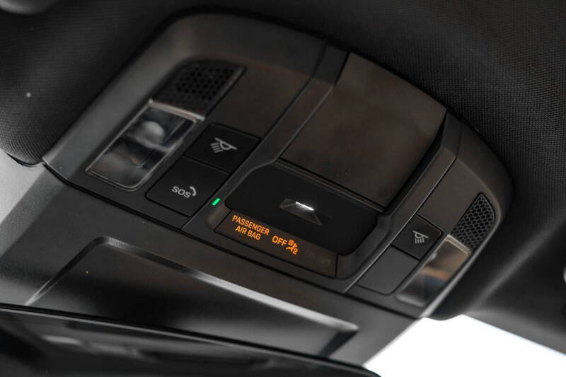 2020 Porsche 911 Carrera