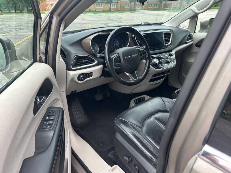 2018 Chrysler Pacifica Touring L