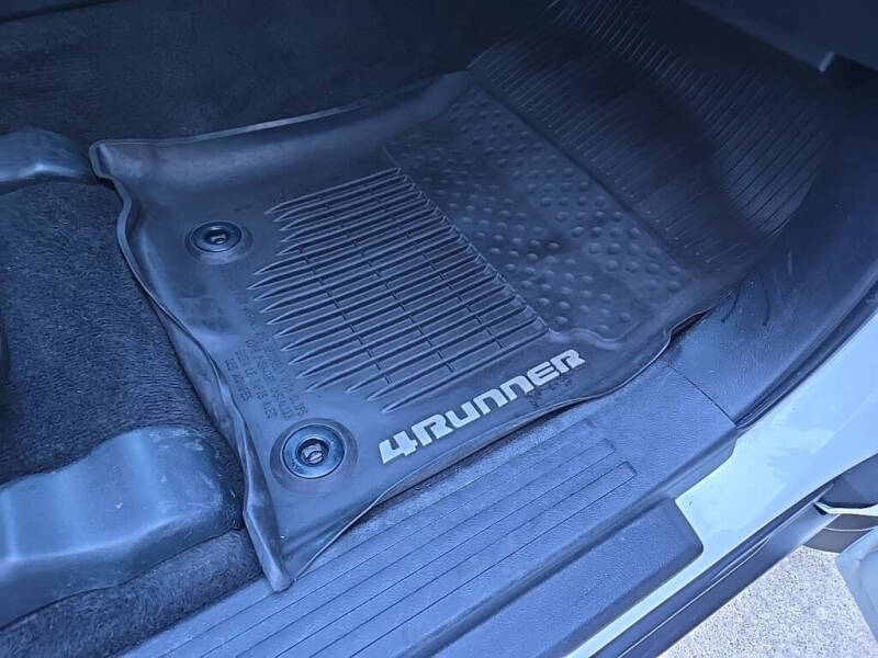 2018 Toyota 4Runner SR5