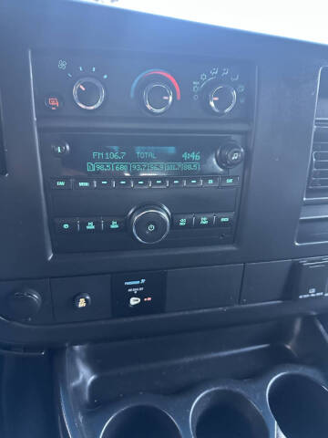 2017 Chevrolet Express 2500