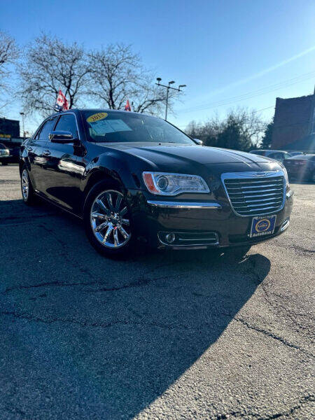 2013 Chrysler 300 for sale at AutoBank in Chicago IL