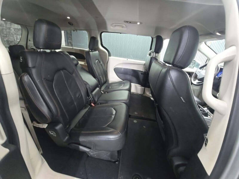 2018 Chrysler Pacifica Touring L