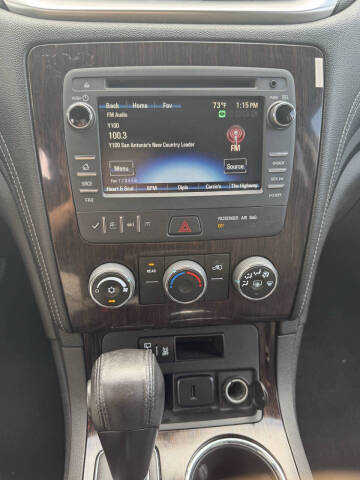 2017 Chevrolet Traverse LT