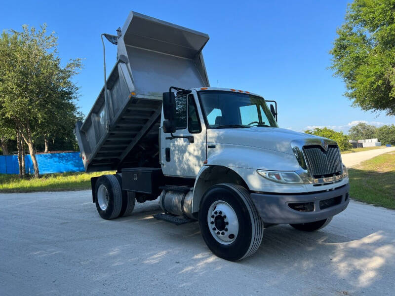 2012 International 4300 DURASTAR DUMP TRUCK
