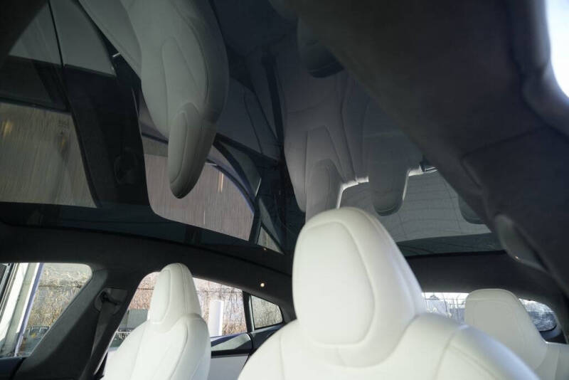 2021 Tesla Model S Long Range Plus