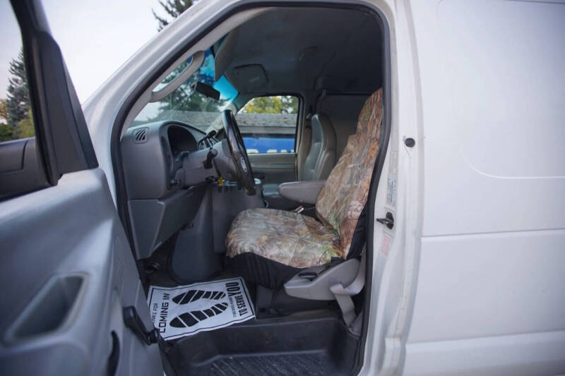 2003 Ford E-Series E-250