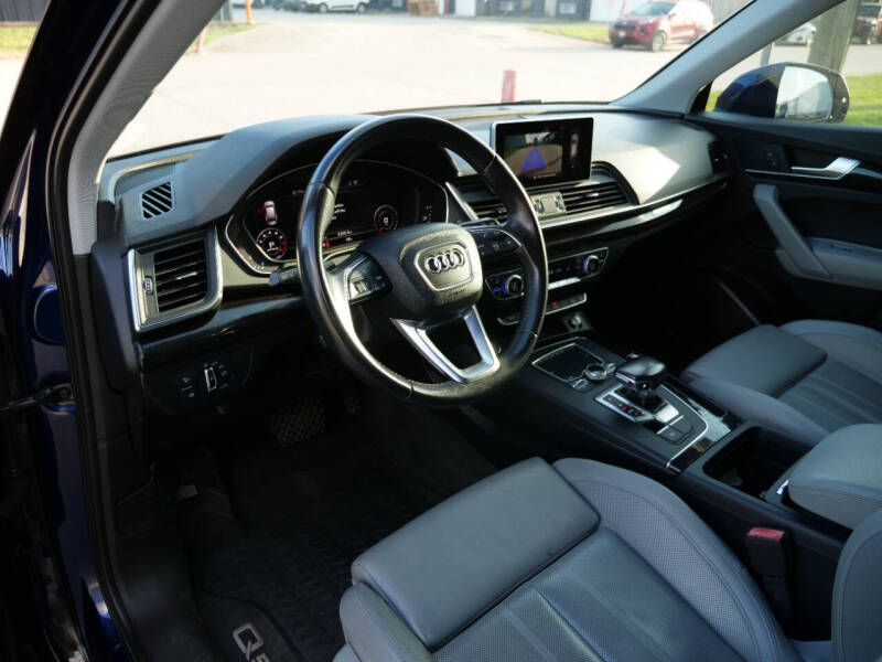 2018 Audi Q5 2.0T quattro Premium Plus