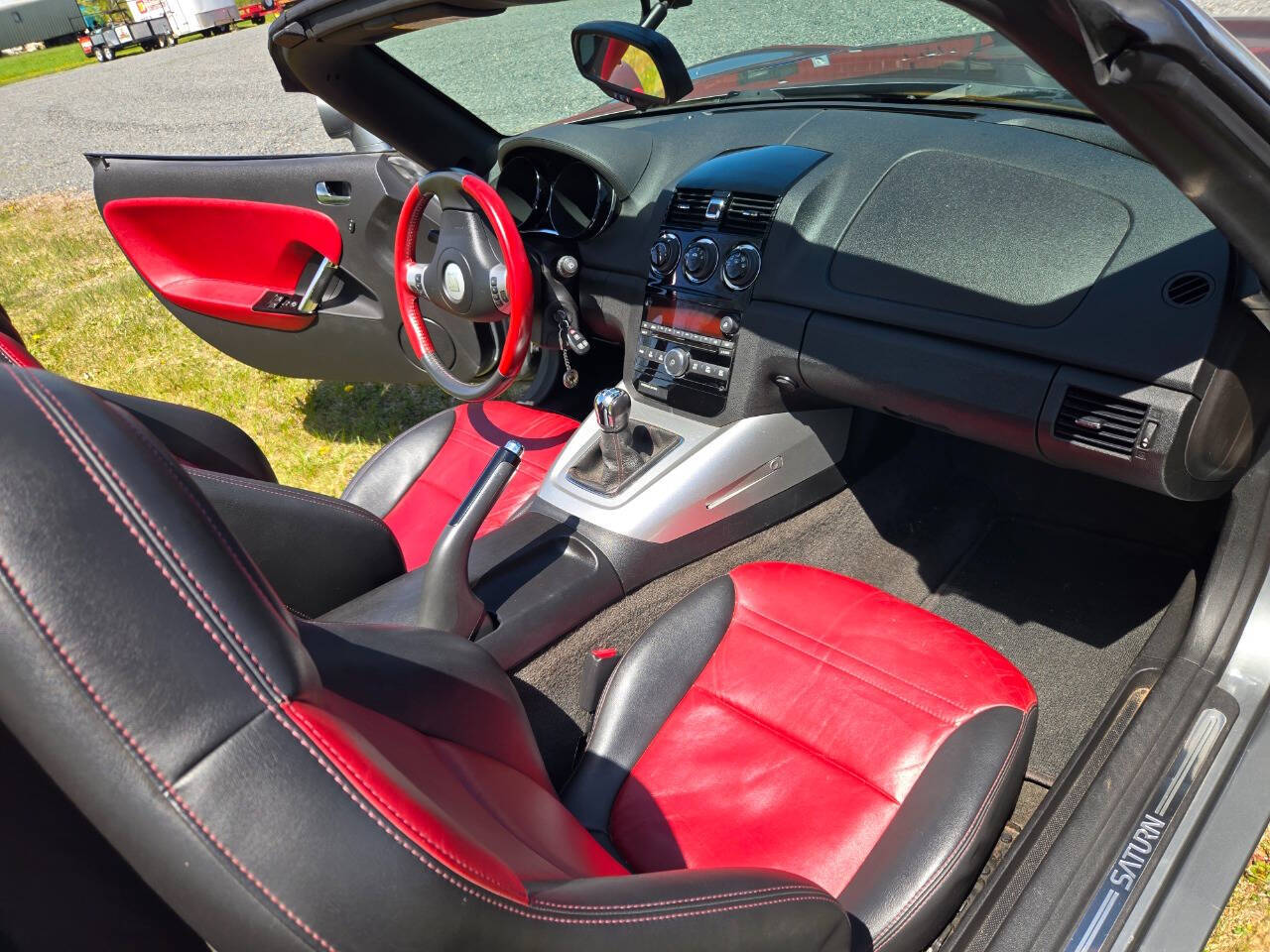 2007 Saturn SKY 101