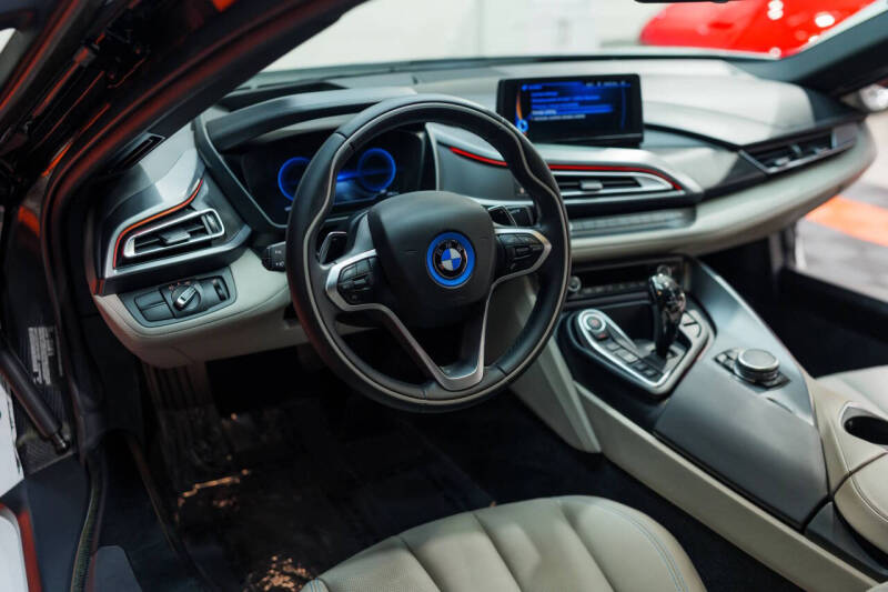 2015 BMW i8