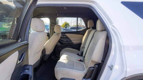 2022 Chevrolet Traverse LS