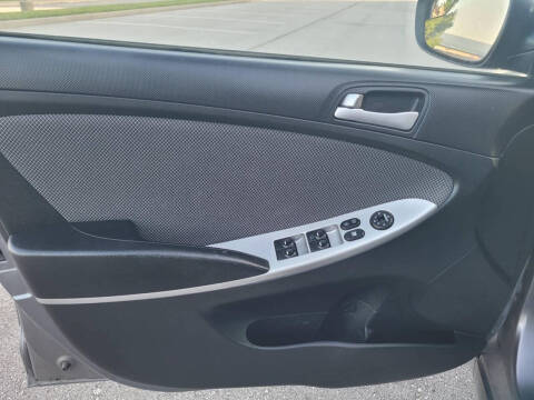 2014 Hyundai Accent GS