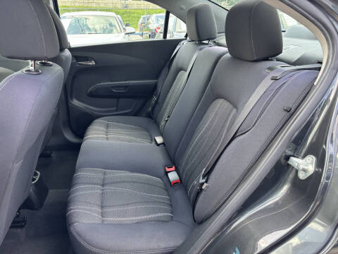 2015 Chevrolet Sonic LT Auto