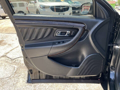 2015 Ford Taurus Limited