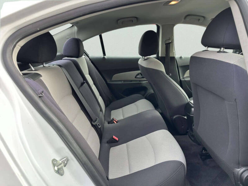 2012 Chevrolet Cruze LS