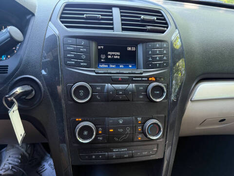 2018 Ford Explorer