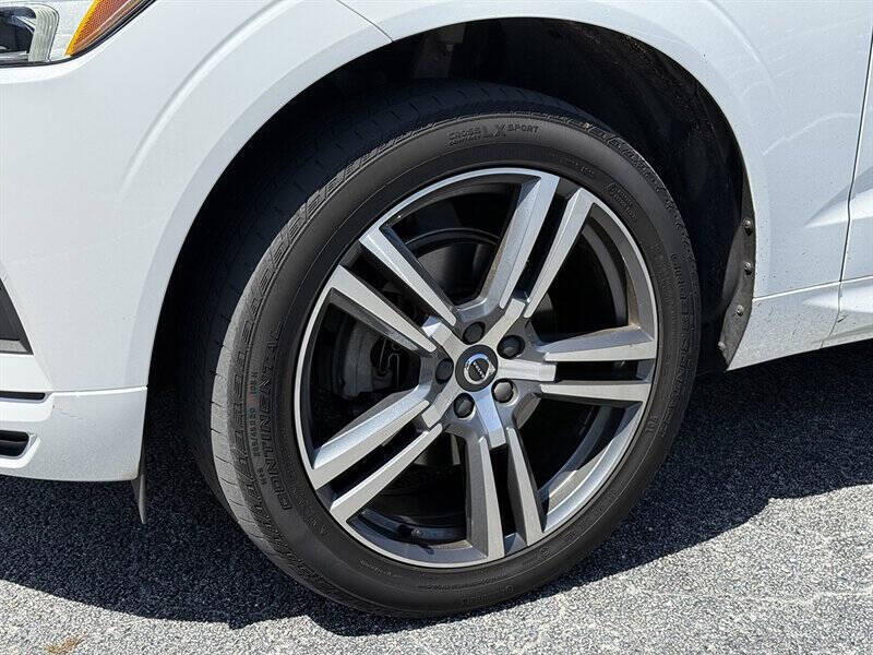 2020 Volvo XC60 11