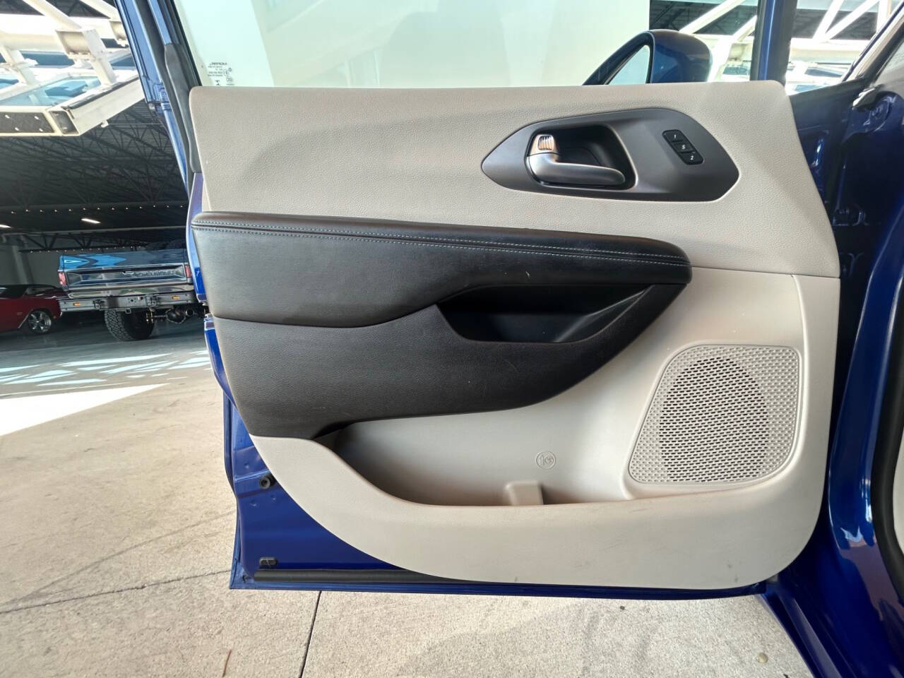 2021 Chrysler Pacifica 22
