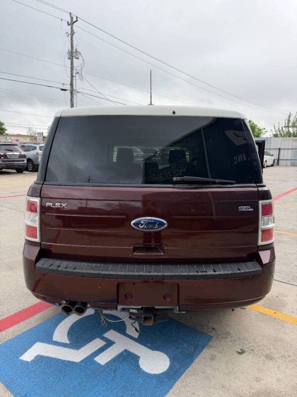 2010 Ford Flex SE