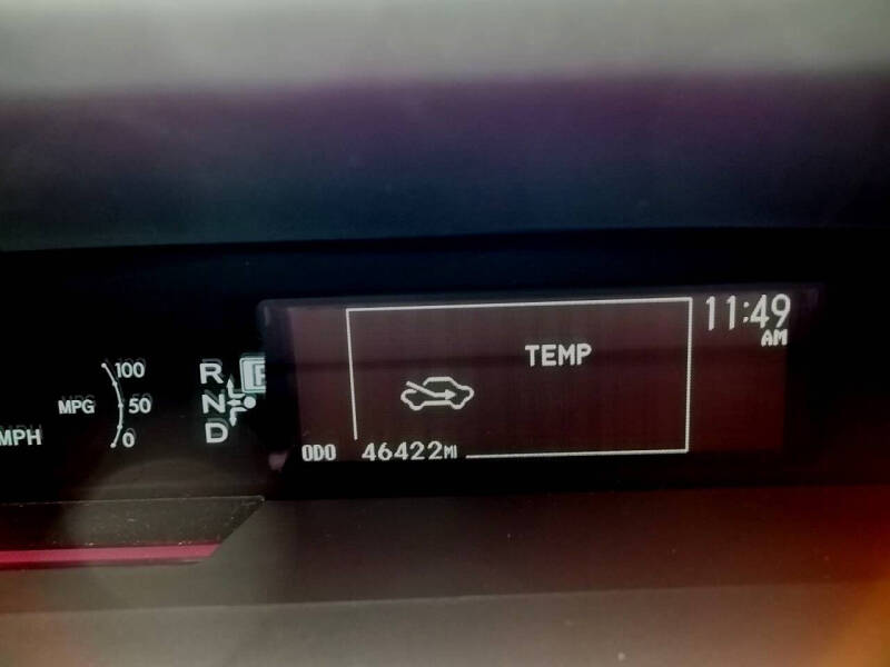 2015 Toyota Prius Three