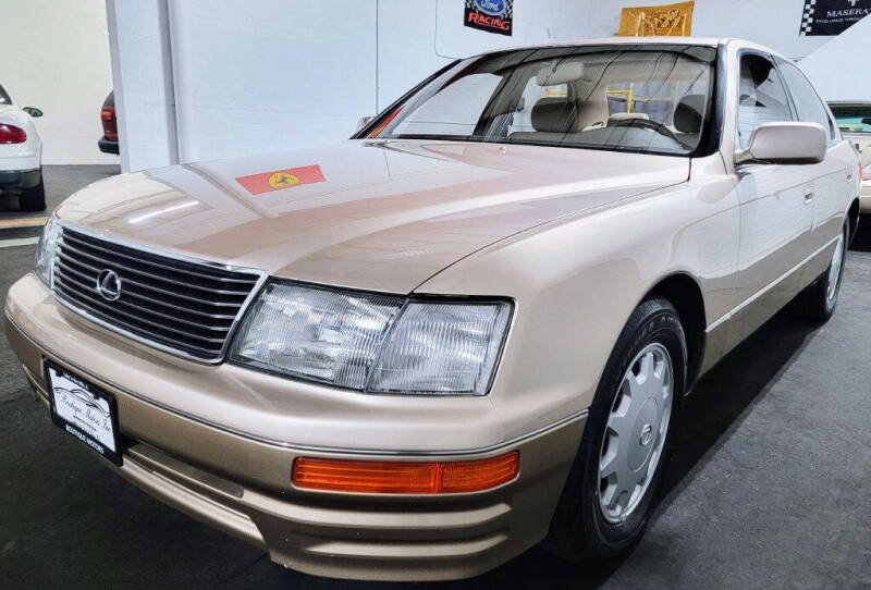 1996 Lexus LS 400