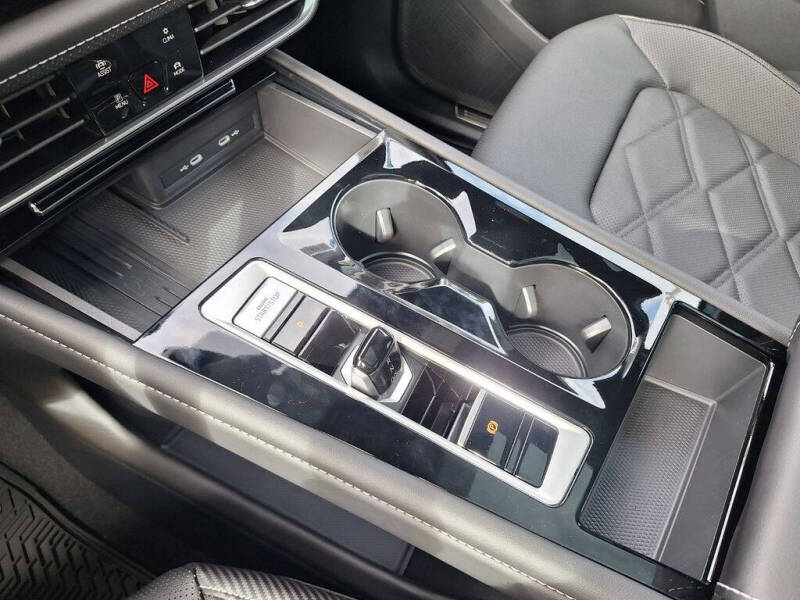 2025 Volkswagen Atlas Cross Sport SE