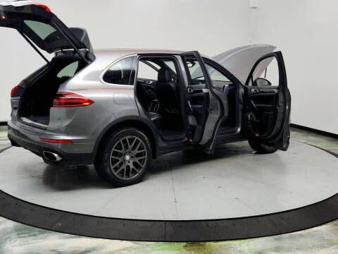2016 Porsche Cayenne